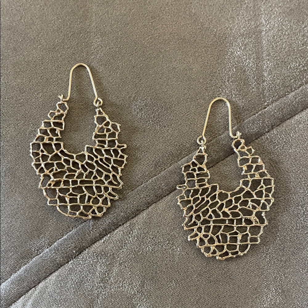 Nadia Irina “Maya” earrings in gold